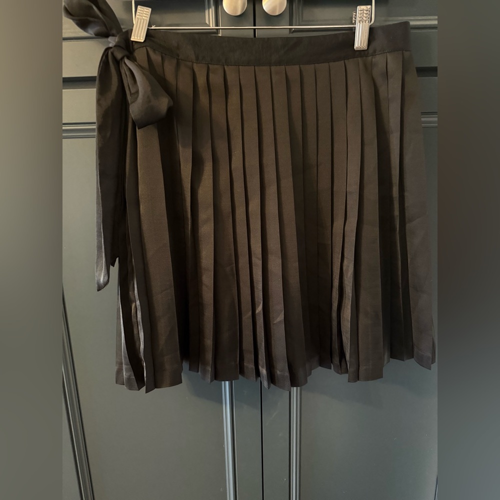 GAP Black A-Line Pleated Skirt with side Bow